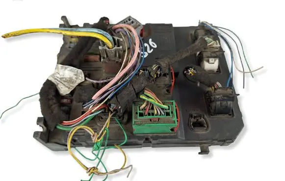 Citroen C3 Fuse module 9649811480
