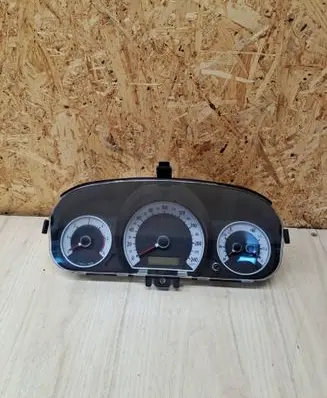 KIA Ceed Speedometer (instrument cluster) 940031H131 T131