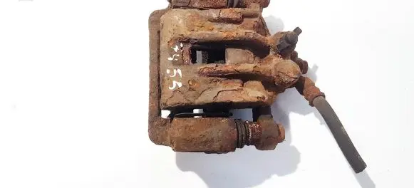 Hyundai i30 Rear brake caliper