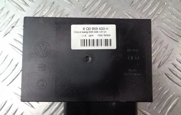 Skoda Fabia Mk1 (6Y) Voice control module 6Q0959433H