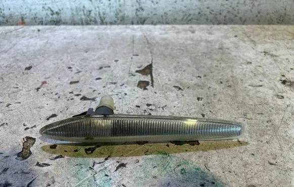Alfa Romeo 159 Front fender indicator light 60691106 0216800