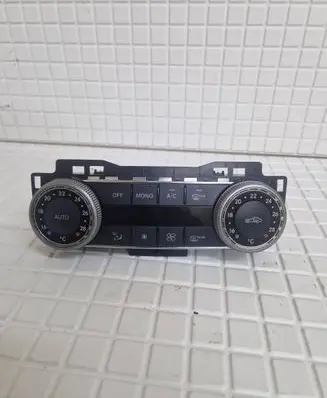 Mercedes-Benz C W204 Climate control unit 2049002103 SW200902 0HW2109