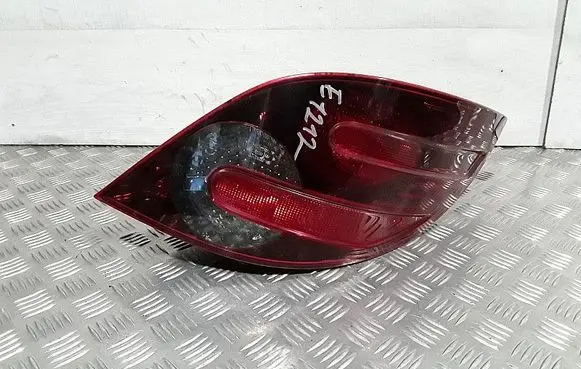 Mercedes-Benz R W251 Rear/tail lights a2518200464 a2518200264
