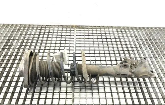 Mercedes-Benz E W212 Front shock absorber/damper A2123200338