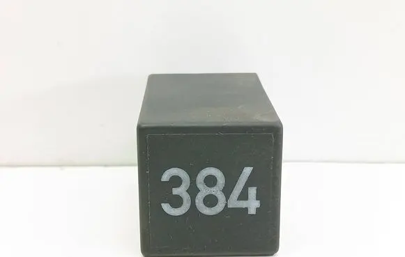 Volkswagen PASSAT B5.5 Other relay 8D0919578A