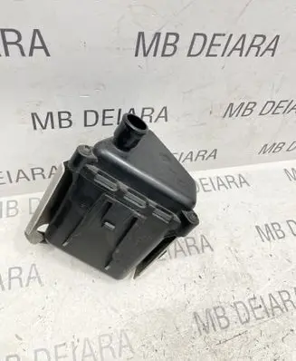 Mercedes-Benz ML W166 Power steering fluid tank/reservoir A1663200114