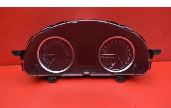 Toyota Auris E180 Speedometer (instrument cluster) 838000ZW31