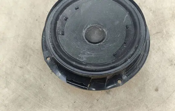 Volkswagen Golf Sportsvan Front door speaker 5G0035453G 430407863062 24041710023A