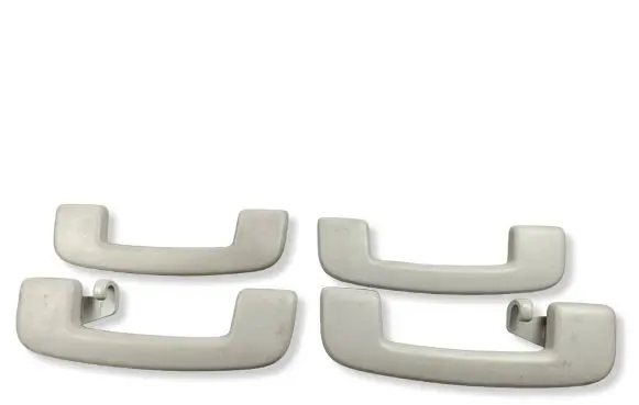 Mitsubishi Outlander IV A set of handles for the ceiling 