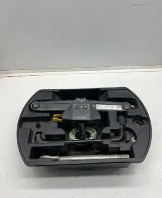 Peugeot 308 Tool set 9805820580