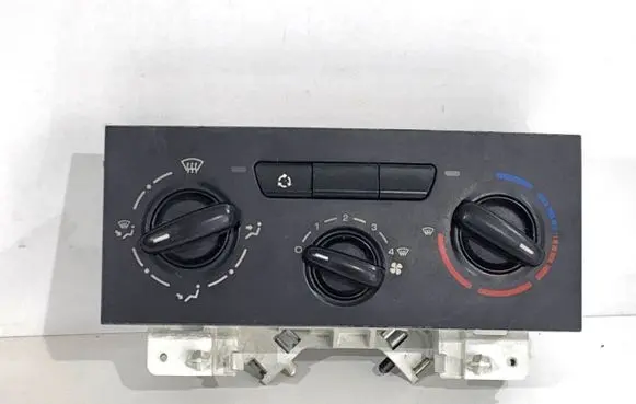 Peugeot Partner Interior fan control switch 9663770580