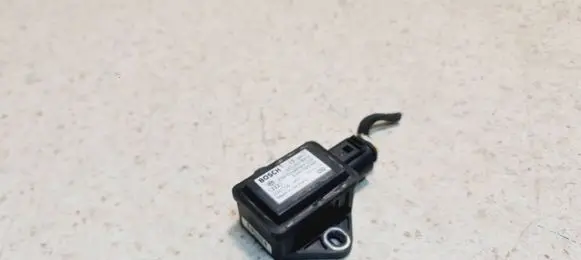 Audi A6 S6 C5 4B ESP acceleration yaw rate sensor 8E0907637A 0265005245 0021766