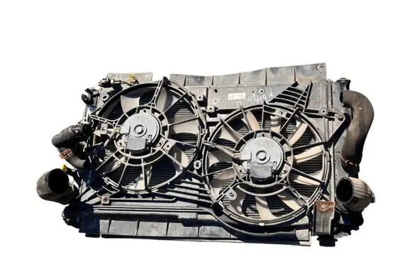 Toyota Avensis T270 Fan set 422750922 1271004970 160400X041