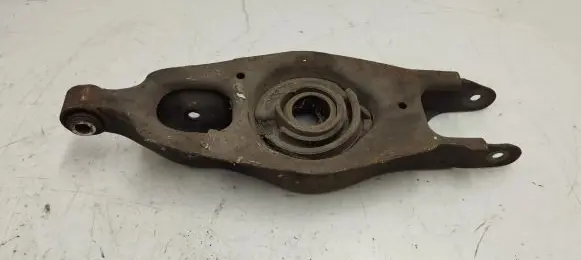 Maserati Ghibli Rear upper control arm/wishbone 670036580
