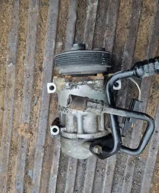 Renault Laguna I Air conditioning (A/C) compressor (pump)