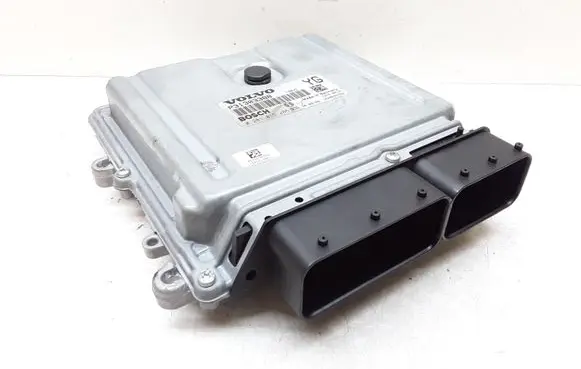 Volvo XC60 Engine control unit/module P31303388 0281015286