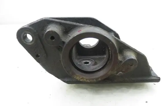 Renault Master II Front differential mounting bracket 8200684227