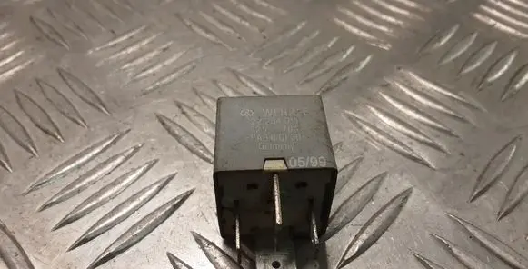 Mercedes-Benz Vito Viano W638 Other relay 22204013