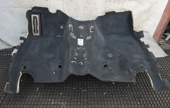 BMW 7 G11 G12 Front floor carpet liner 8067650 E4L965