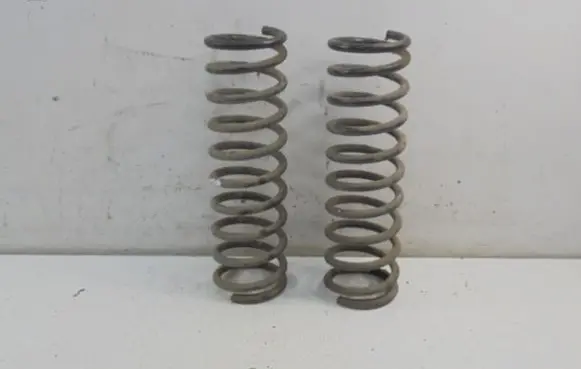 Volkswagen Polo II 86C 2F Rear coil spring