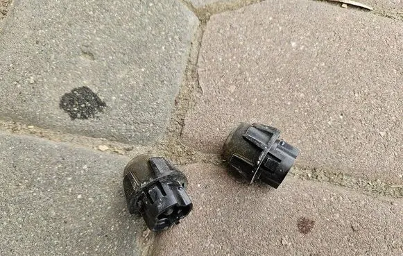 Opel Vivaro Engine compartment rubber 