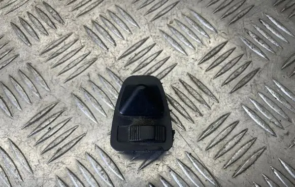 BMW 3 E46 Wing mirror switch 8373691 03200500 069889