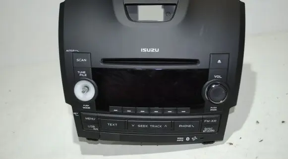 Isuzu D-Max Radio/CD/DVD/GPS head unit 8982436022