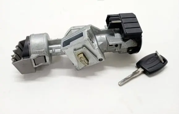 Ford Focus Ignition lock 3M513F880AC