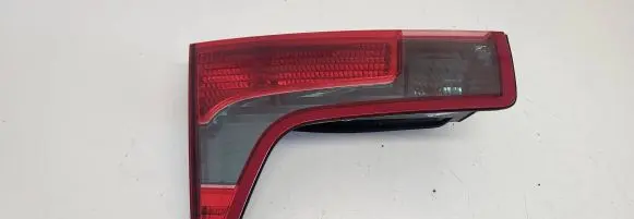 Citroen C5 Tailgate rear/tail lights 89032711