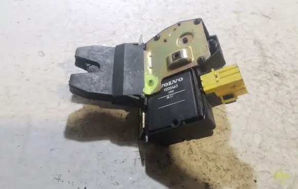 Volvo S80 Tailgate/trunk/boot lock/catch/latch 9203463