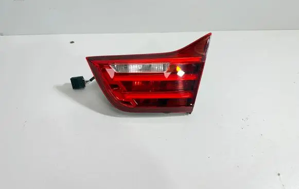 BMW 4 F36 Gran coupe Tailgate rear/tail lights 7296101