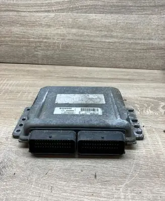Renault Scenic I Engine control unit/module 8200214973 S118301113