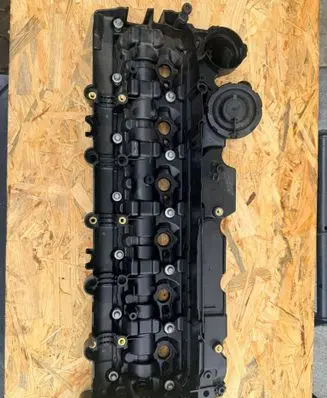 BMW X5 F15 Rocker cam cover 7823181