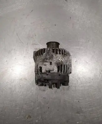 BMW X3 E83 Generator/alternator 7797660 TG15C064 2543236A