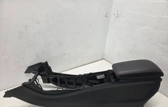 Mercedes-Benz CLA C117 X117 W117 Center console A1766804701 A108562 1245999B