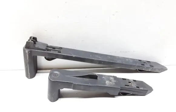 Volvo XC60 Headlight/headlamp mounting bracket 30763155 30763154