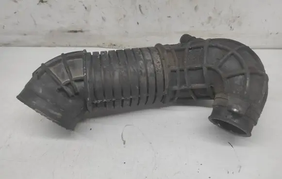 Audi A4 S4 B7 8E 8H Air intake hose/pipe