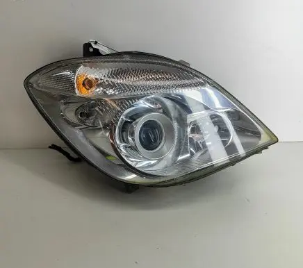 Mercedes-Benz Sprinter W906 Headlight/headlamp A9068201061 5DV009000