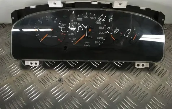 Mazda 626 Speedometer (instrument cluster) GA5R GA5RB