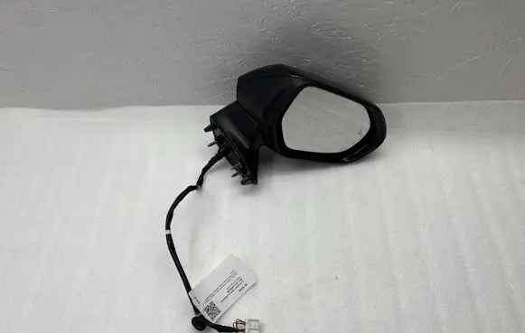 Toyota Yaris Cross Front door electric wing mirror 