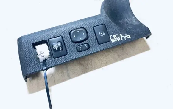 Toyota Avensis T270 Wing mirror switch 5544605080 183647