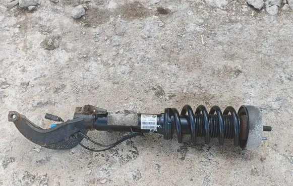 BMW X5 F15 Front shock absorber with coil spring 6863173 37116863173