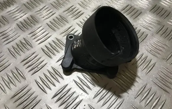 Audi A8 S8 D3 4E Air intake hose/pipe 057129637g 2900310929