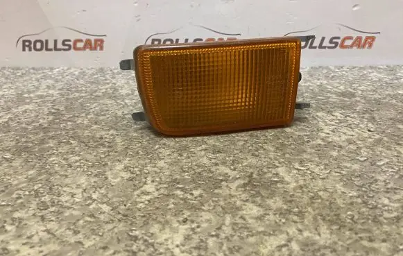 Volkswagen Golf III Front indicator light 1H0953156C 8580391
