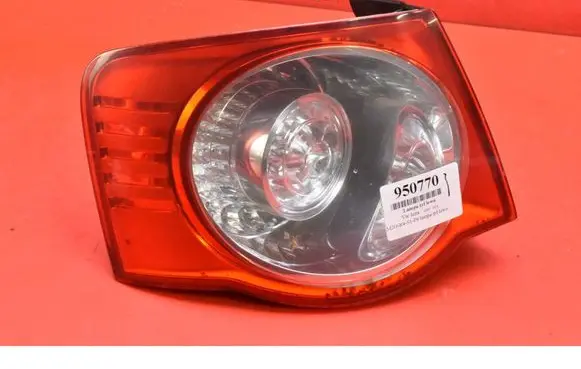 Volkswagen Jetta V Rear/tail lights 1K5945095G