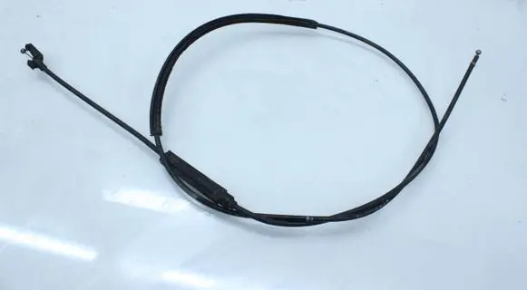 Skoda Yeti (5L) Engine bonnet/hood lock release cable 5L0823531