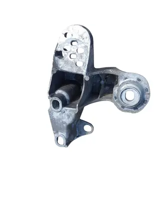 Audi A6 S6 C5 4B Engine mounting bracket 8E0199351