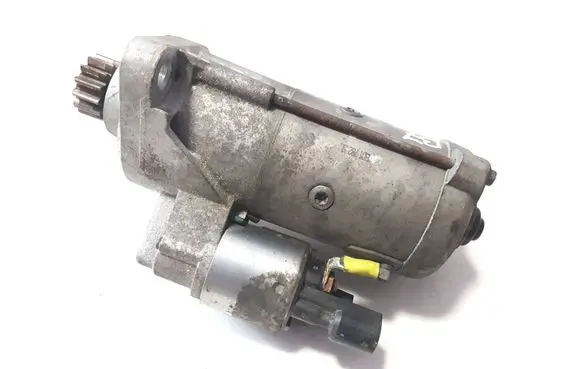Volkswagen PASSAT B7 Starter motor 02E911023Q 2204110606