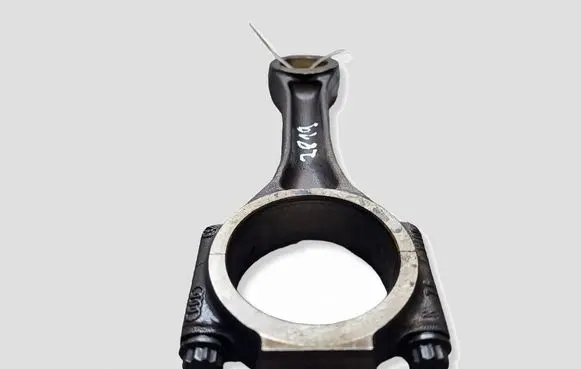 Skoda Yeti (5L) Connecting rod/conrod