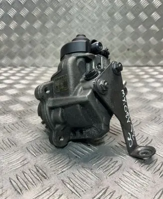 Volkswagen PASSAT CC Fuel injection high pressure pump 03L130755L